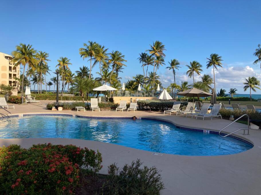 Beach Access + 3 Pools + Ocean Views - 2Br In Palmas - Sleeps 7 Apartment Humacao Luaran gambar