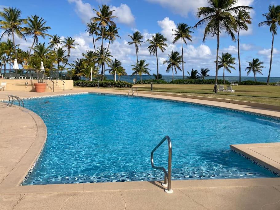 Beach Access + 3 Pools + Ocean Views - 2Br In Palmas - Sleeps 7 Apartment Humacao Luaran gambar