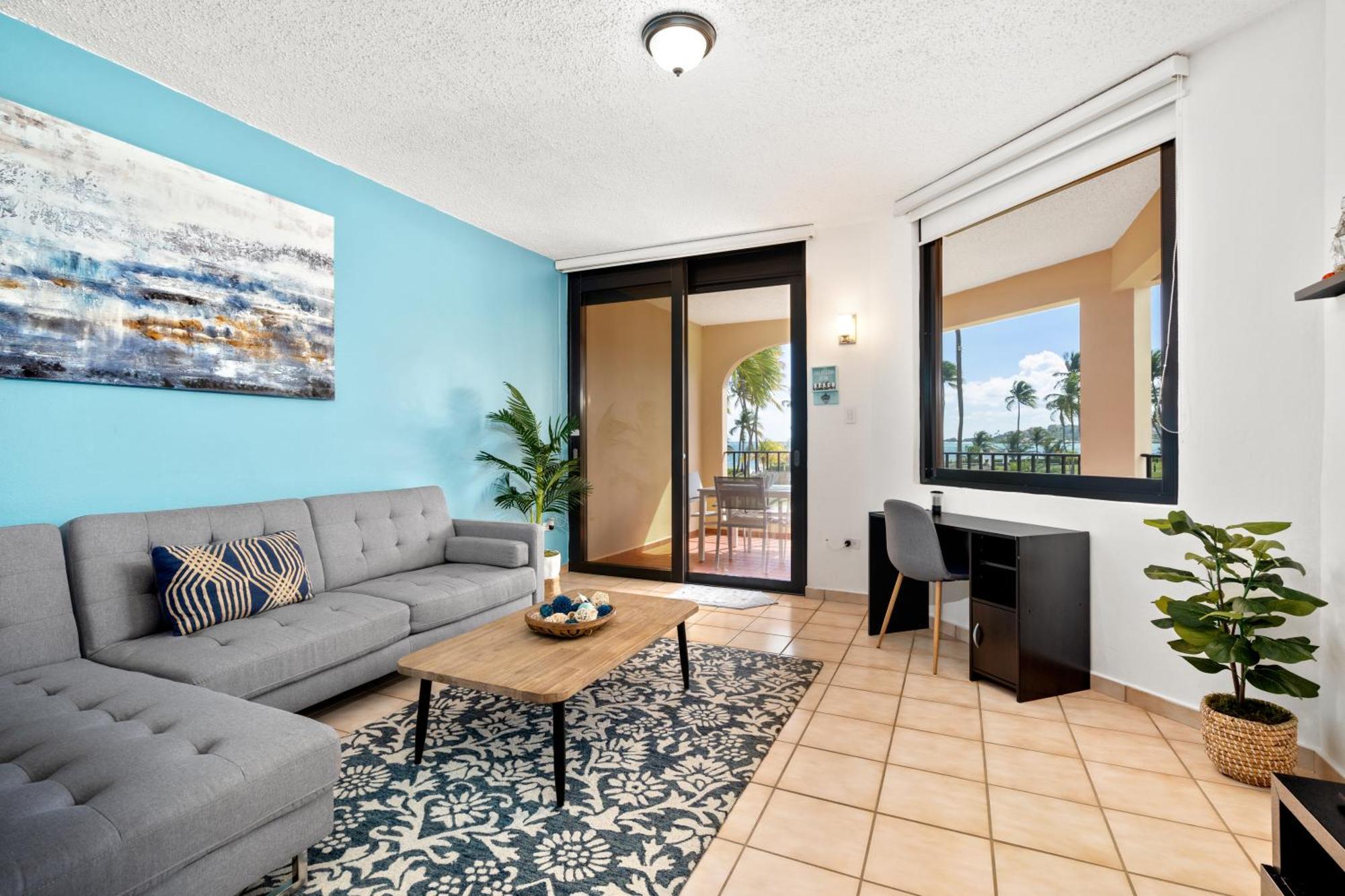 Beach Access + 3 Pools + Ocean Views - 2Br In Palmas - Sleeps 7 Apartment Humacao Luaran gambar